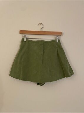 Free People X We The Free Paradise Found Faux Suede Skort in Going Green
